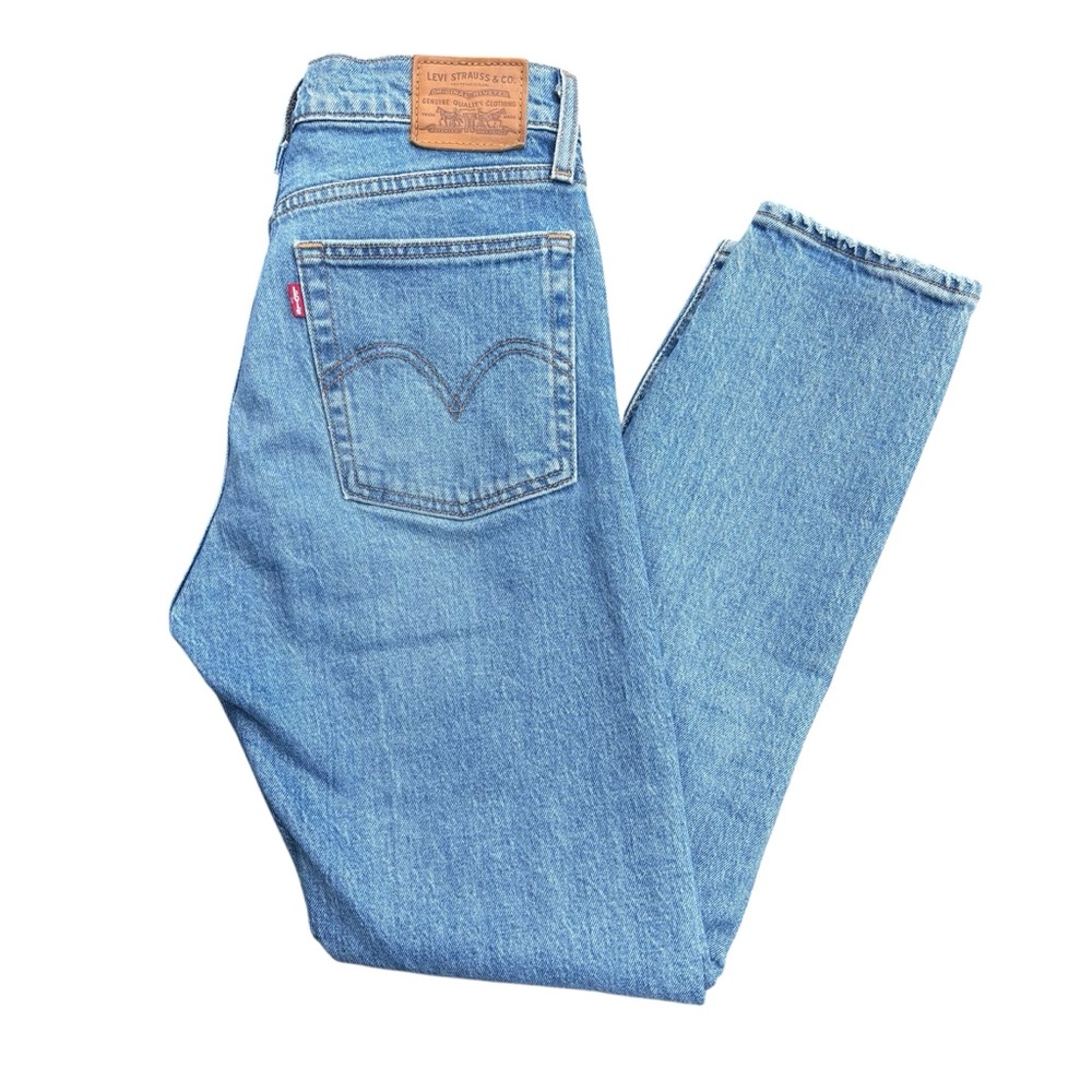 Levi's Wedgie Icon ankle jeans